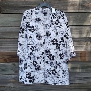 Maggie Barnes Black & White Floral Top Blouse 3X